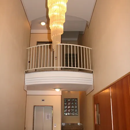 Residenza Novalba 公寓 *