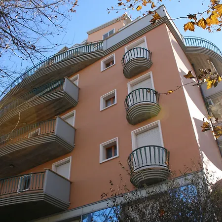 公寓 Residenza Novalba