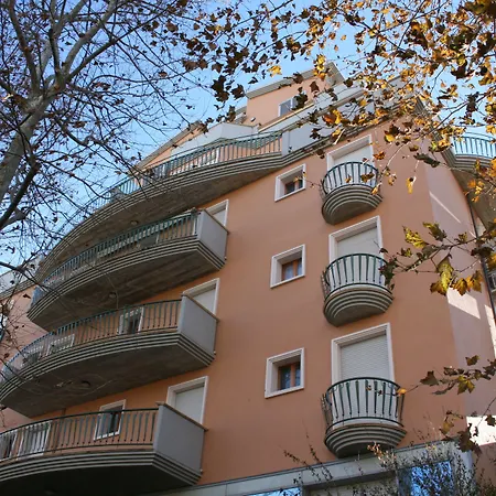 Residenza Novalba Appartement *